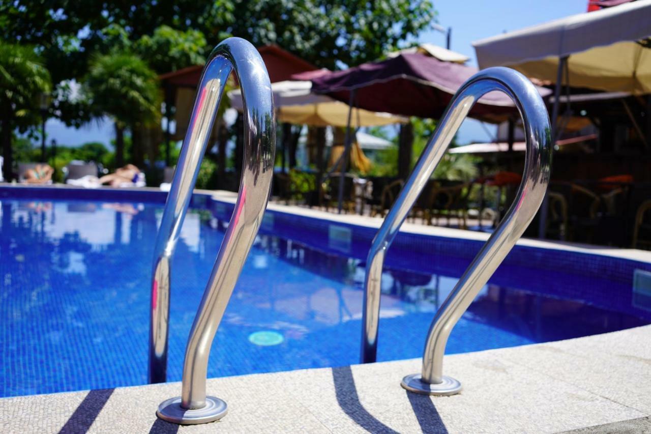 Ponto Hotel Kobuleti Zewnętrze zdjęcie